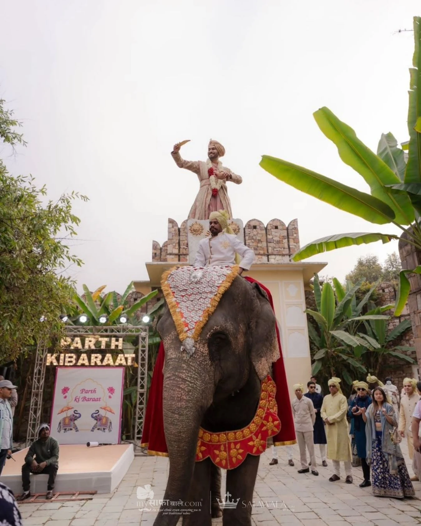 Pastel groom safa photographed in natural daylight for Baijnath